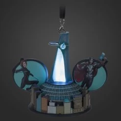 Disney Marvel's Avengers Light-Up Living Magic Ear Hat Sketchbook Ornament -Disney 3710048307754 5