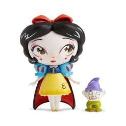 Disney Miss MindySnow White With Dopey Vinyl Figurine New With Box