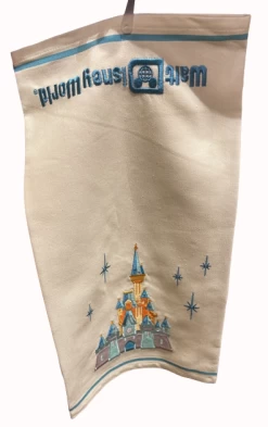 Disney Parks Walt Disney World Castle Kitchen Towel Set New With Tag